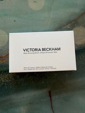 Victoria Beckham Matte Bronzing Brick color number 4